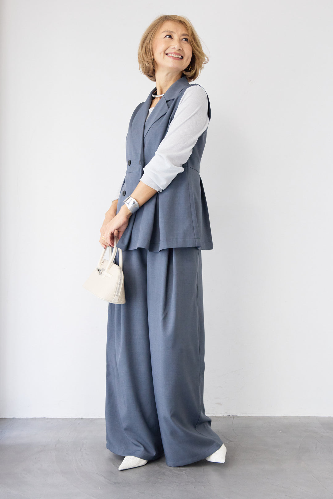 2タック ベルテッド・ワイドストレートパンツ（セットアップ対応）