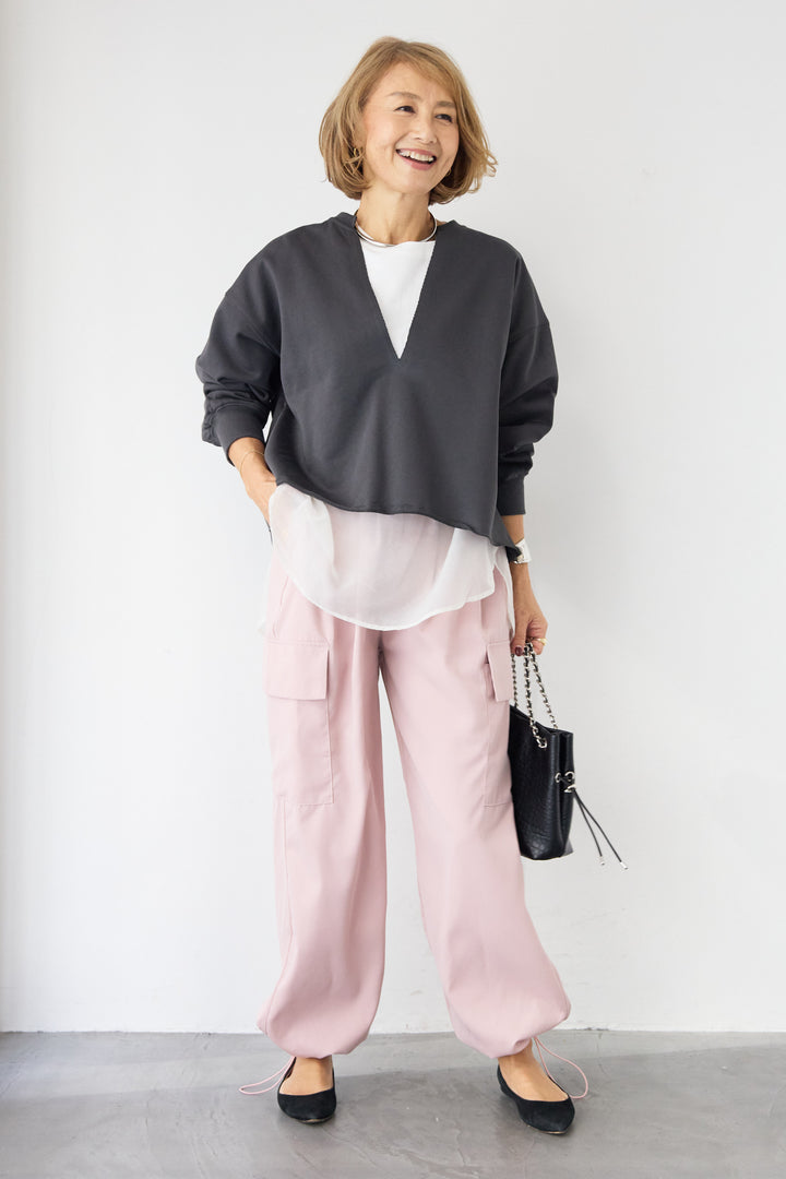 [SET]深Vネック ロゴ刺繍 ショートスウェットプルオーバー+ジョーゼットライク・カーゴジョガーパンツ(2set)