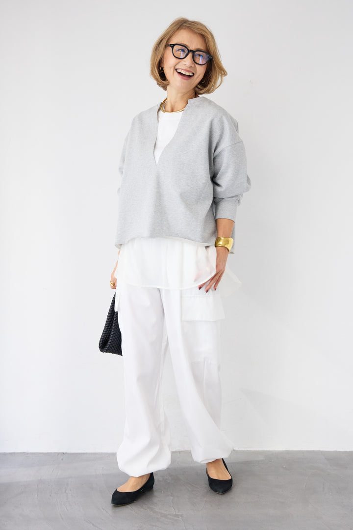 [SET]深Vネック ロゴ刺繍 ショートスウェットプルオーバー+ジョーゼットライク・カーゴジョガーパンツ(2set)