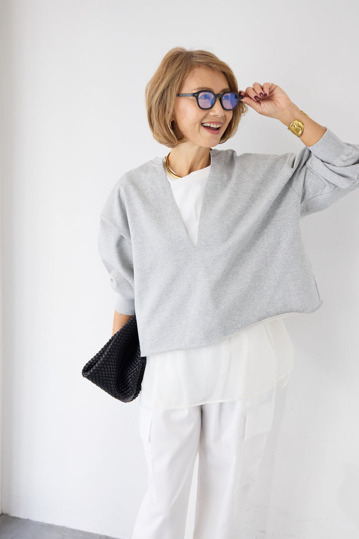 [SET]深Vネック ロゴ刺繍 ショートスウェットプルオーバー+ジョーゼットライク・カーゴジョガーパンツ(2set)