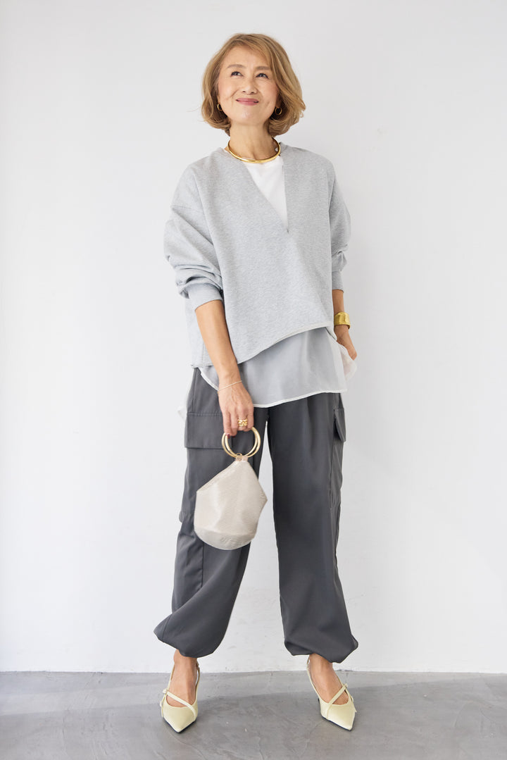 [SET]深Vネック ロゴ刺繍 ショートスウェットプルオーバー+ジョーゼットライク・カーゴジョガーパンツ(2set)