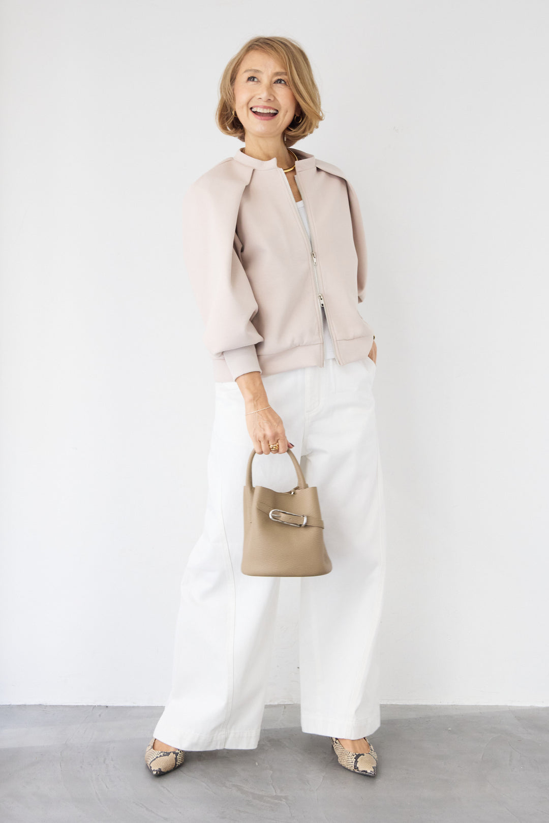 フロントライン セミワイド ストレートデニム