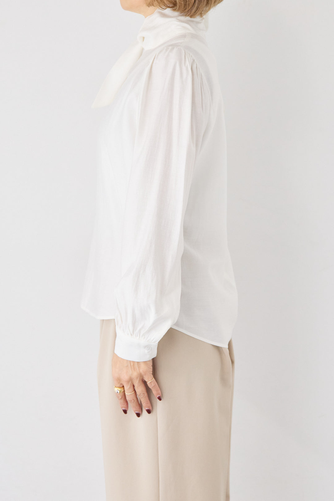 [SET]ボウタイ風ハイネック ボリュームスリーブブラウス+【2セットアップ】Vネックショートベスト × イージーワイドパンツ(2set)