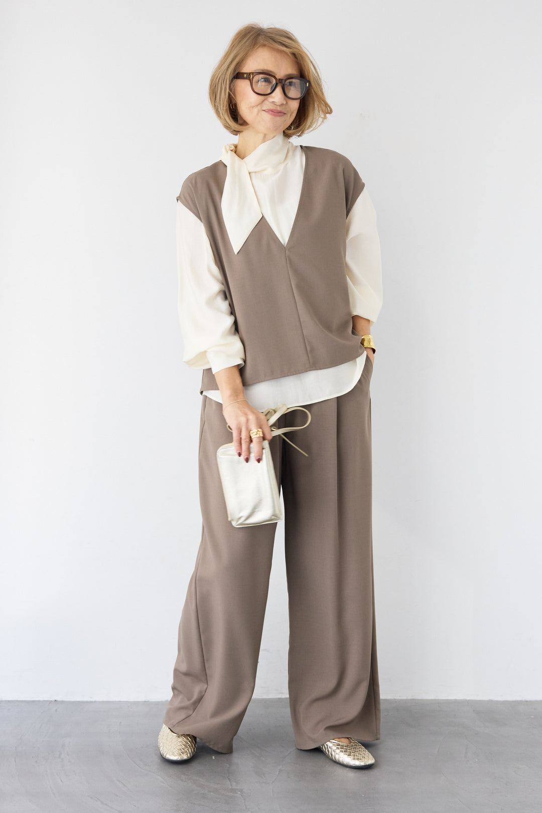 [SET]ボウタイ風ハイネック ボリュームスリーブブラウス+【2セットアップ】Vネックショートベスト × イージーワイドパンツ(2set)