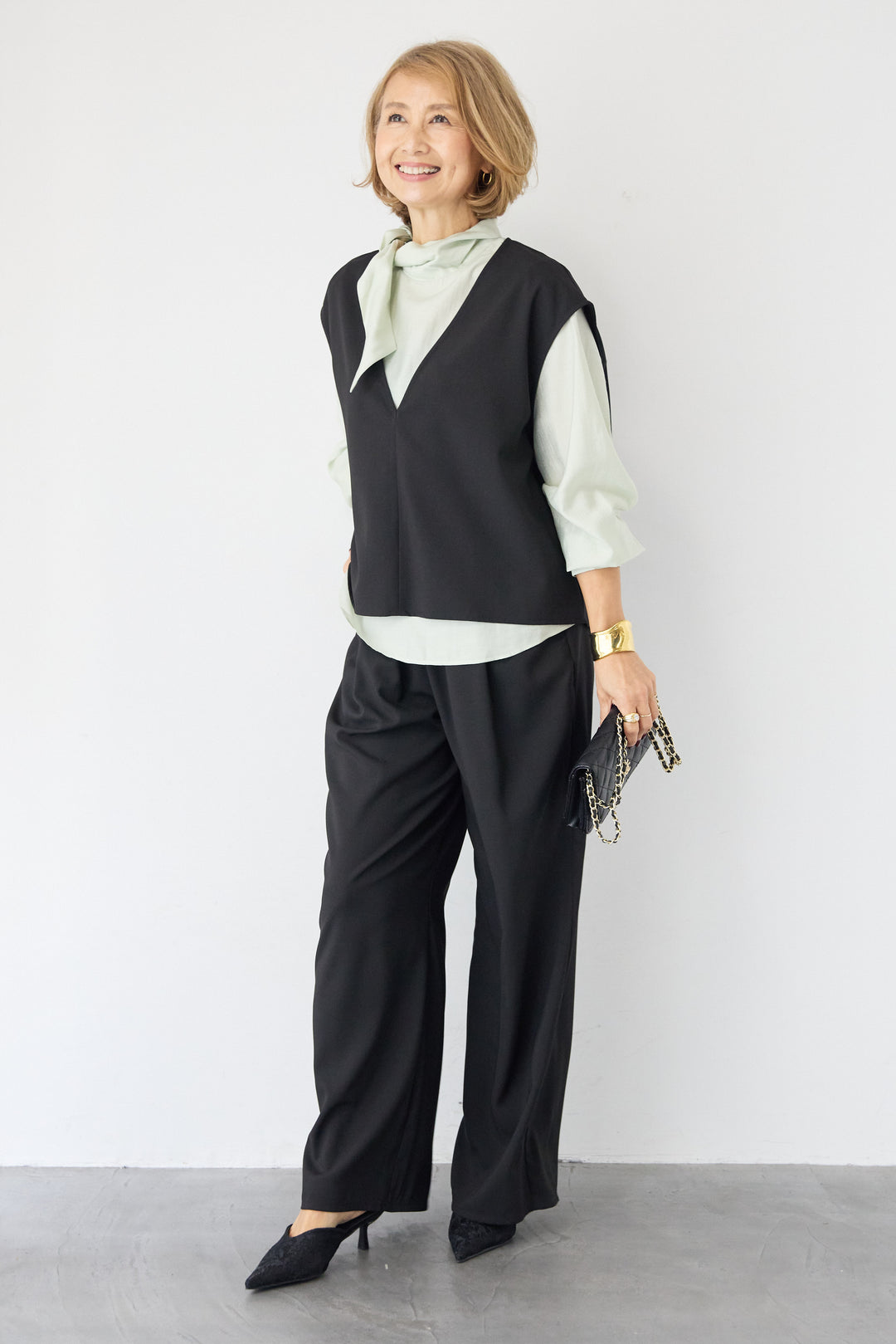 [SET]ボウタイ風ハイネック ボリュームスリーブブラウス+【2セットアップ】Vネックショートベスト × イージーワイドパンツ(2set)