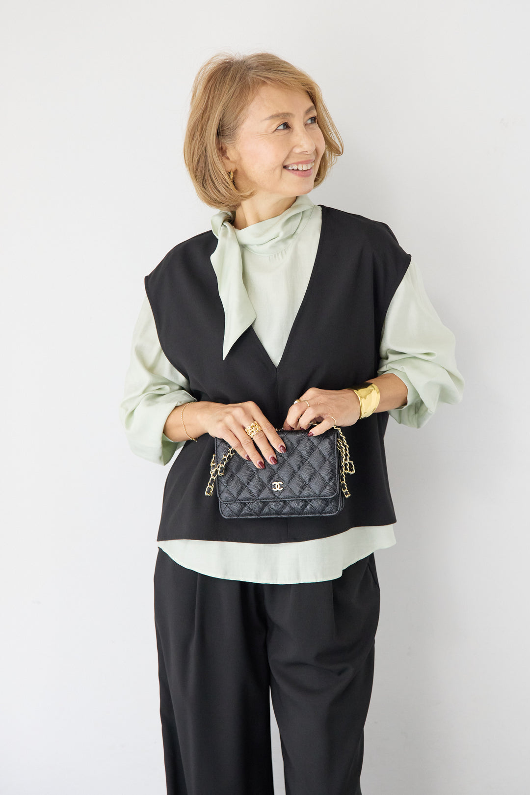 [SET]ボウタイ風ハイネック ボリュームスリーブブラウス+【2セットアップ】Vネックショートベスト × イージーワイドパンツ(2set)