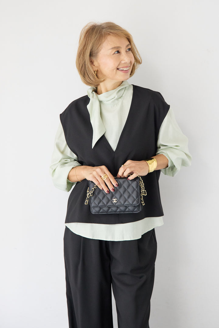 【2セットアップ】Vネックショートベスト × イージーワイドパンツ