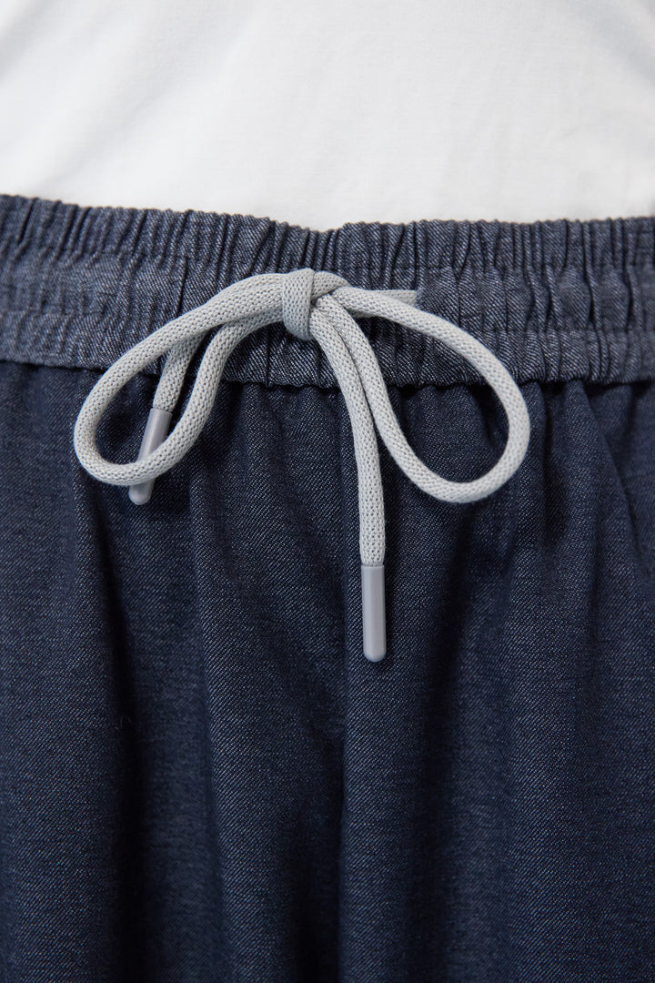 配色ステッチ・カーブデニムパンツ