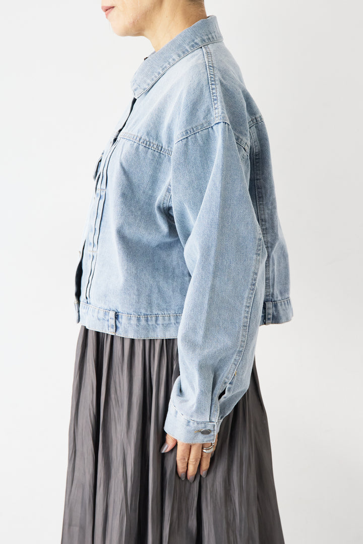 ショートデニムジャケット