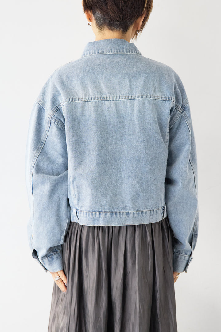 ショートデニムジャケット