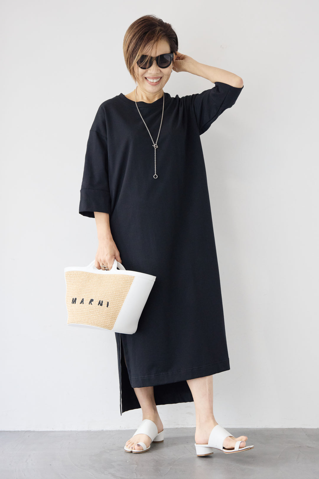 テープラインカットワンピース