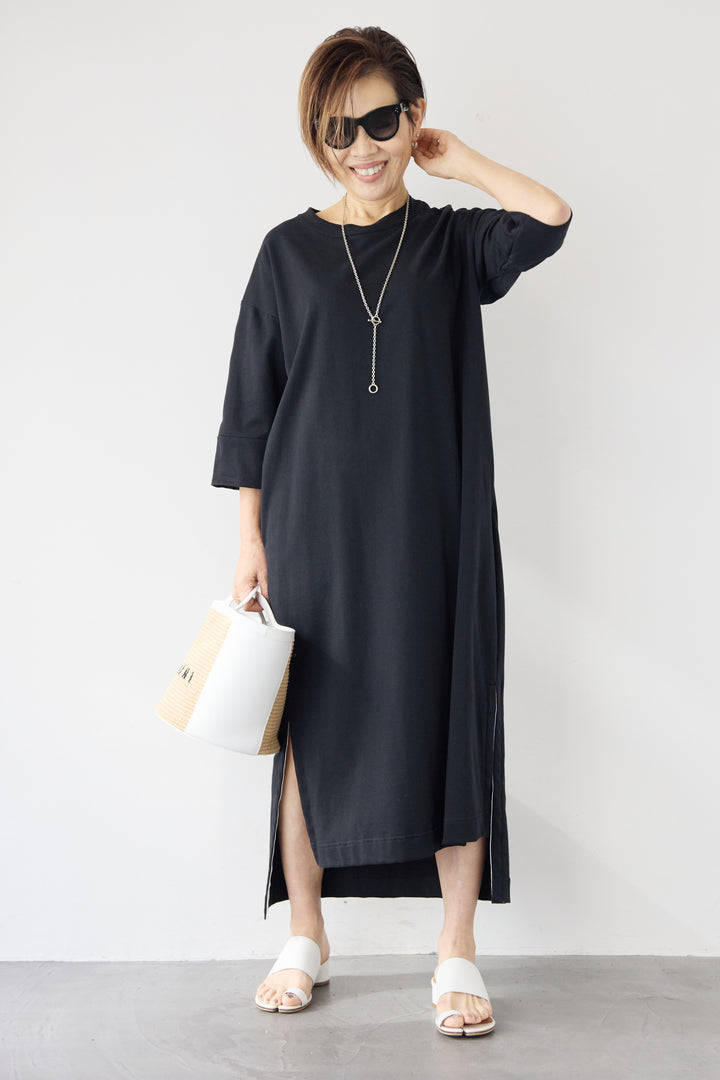 テープラインカットワンピース