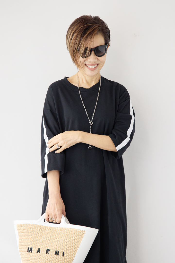 テープラインカットワンピース