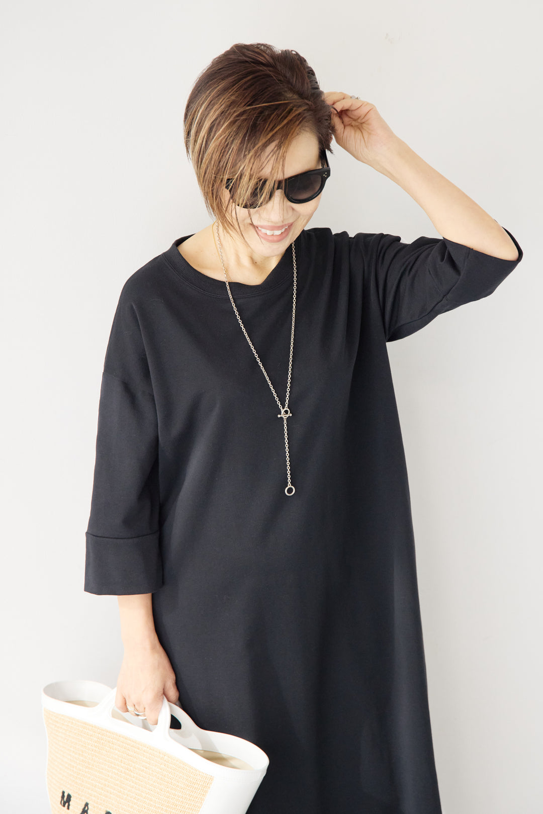 テープラインカットワンピース