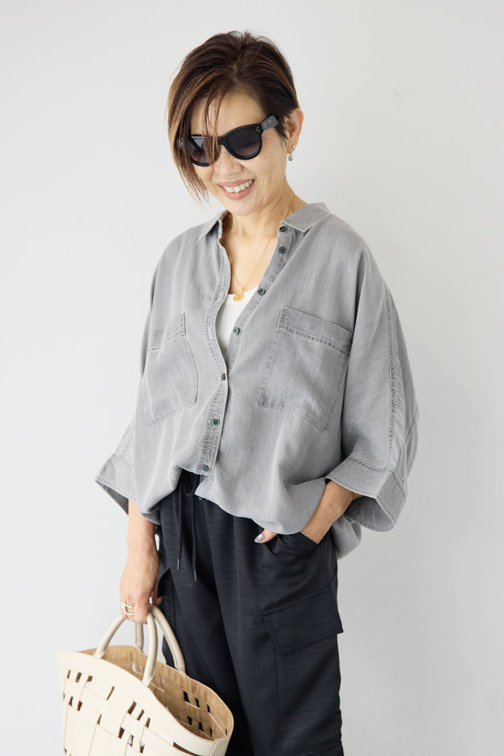 シルクライクデニムドルマンシャツ