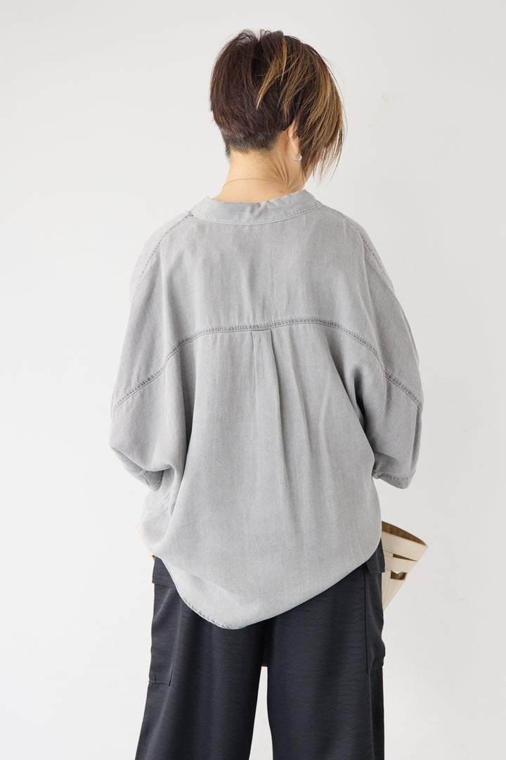 シルクライクデニムドルマンシャツ