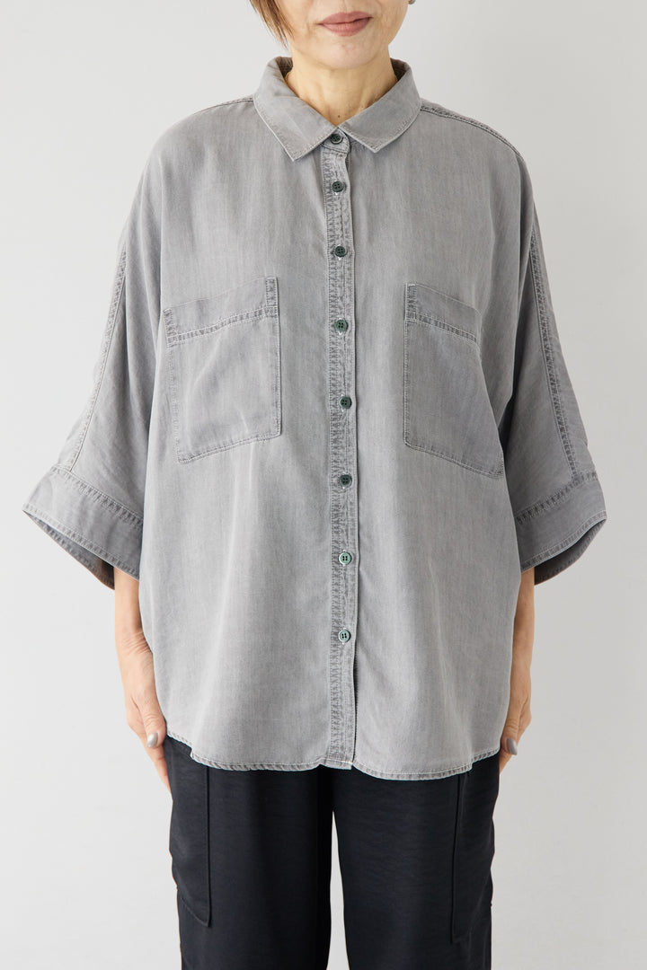 シルクライクデニムドルマンシャツ