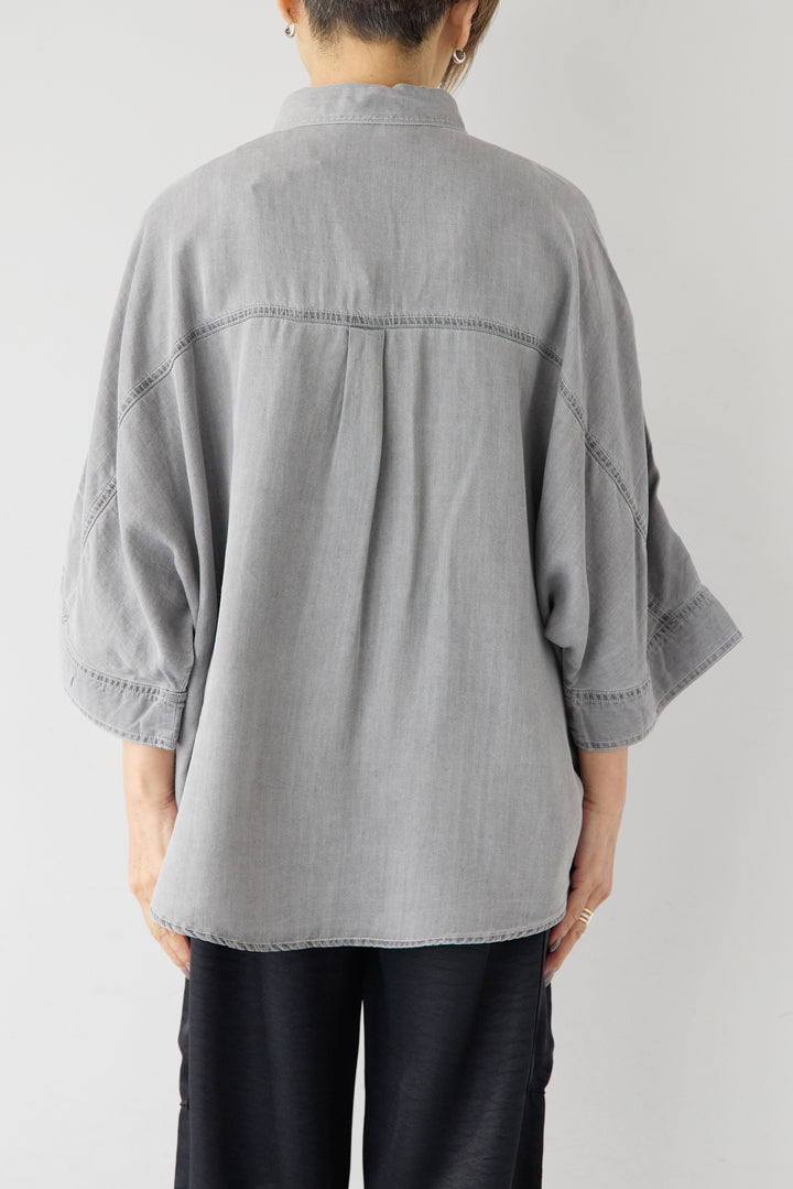 シルクライクデニムドルマンシャツ
