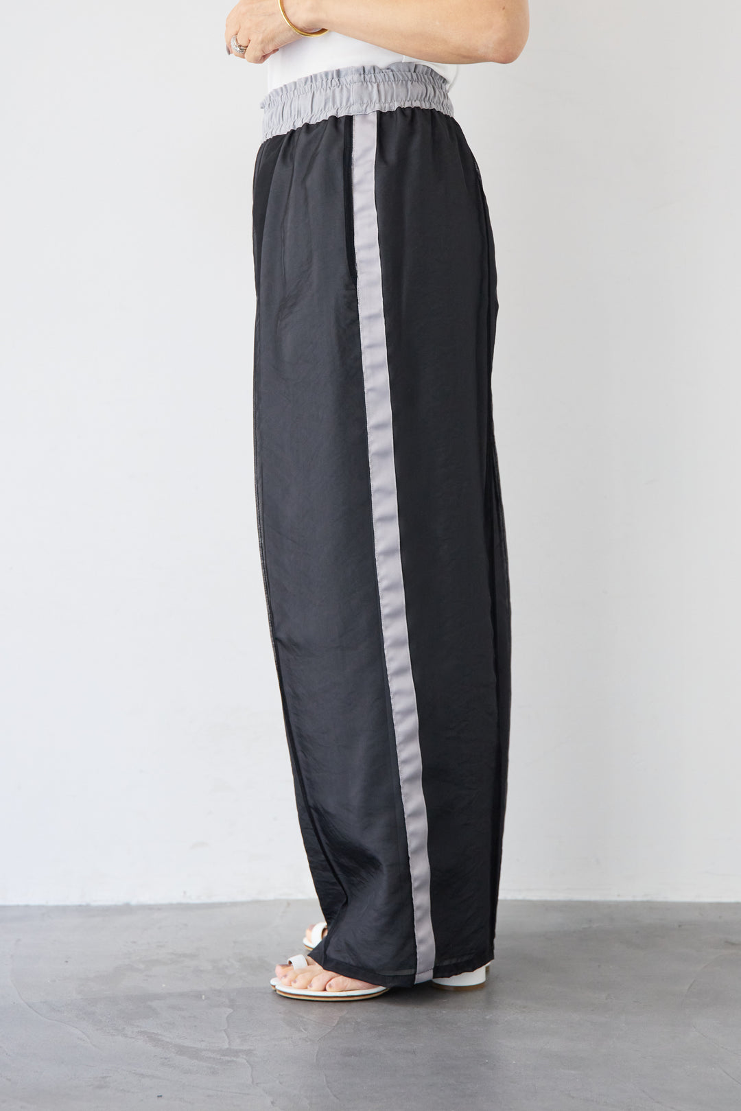 シアーライン配色パンツ