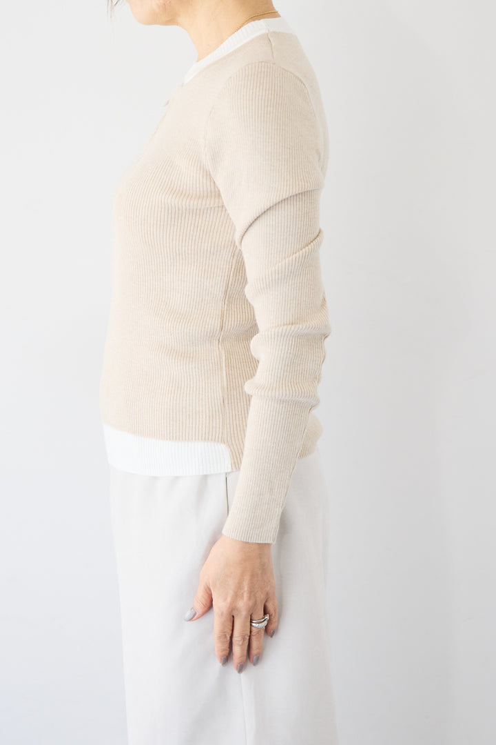 ハーフジップレイヤードデザインニット