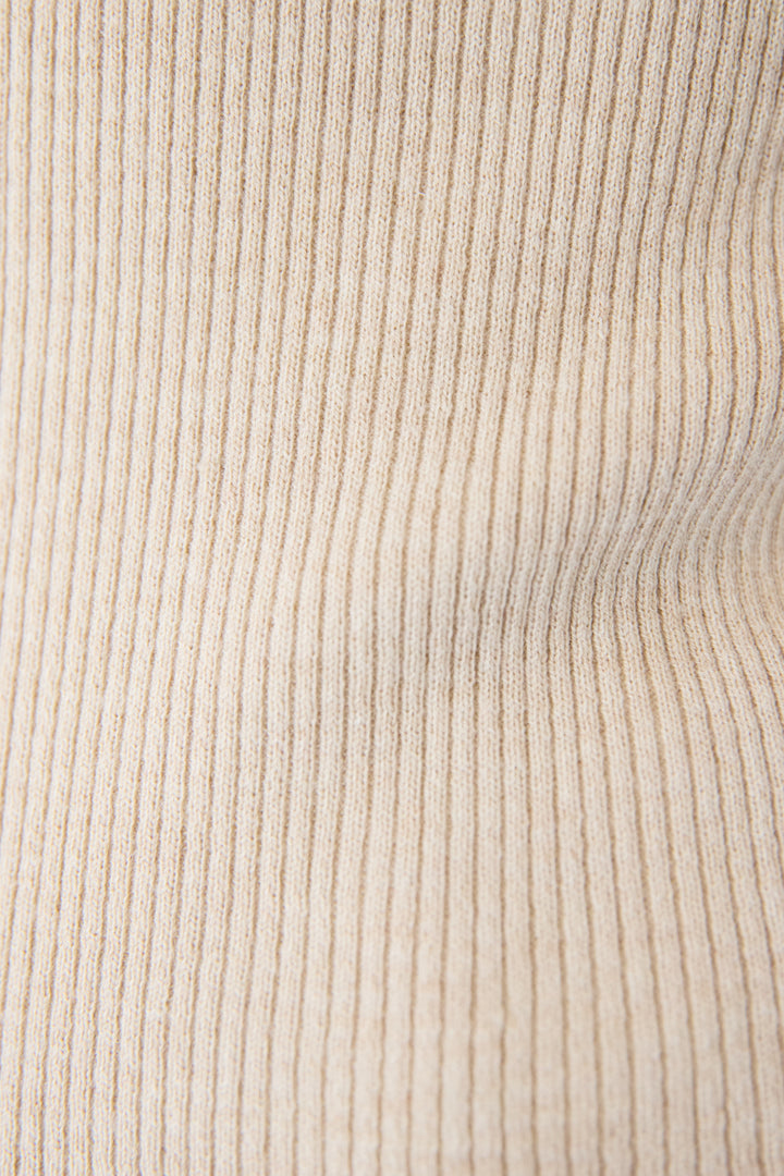 ハーフジップレイヤードデザインニット