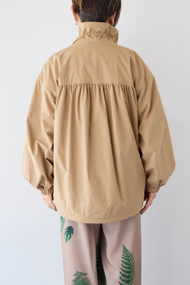 ギャザーネックライトブルゾン