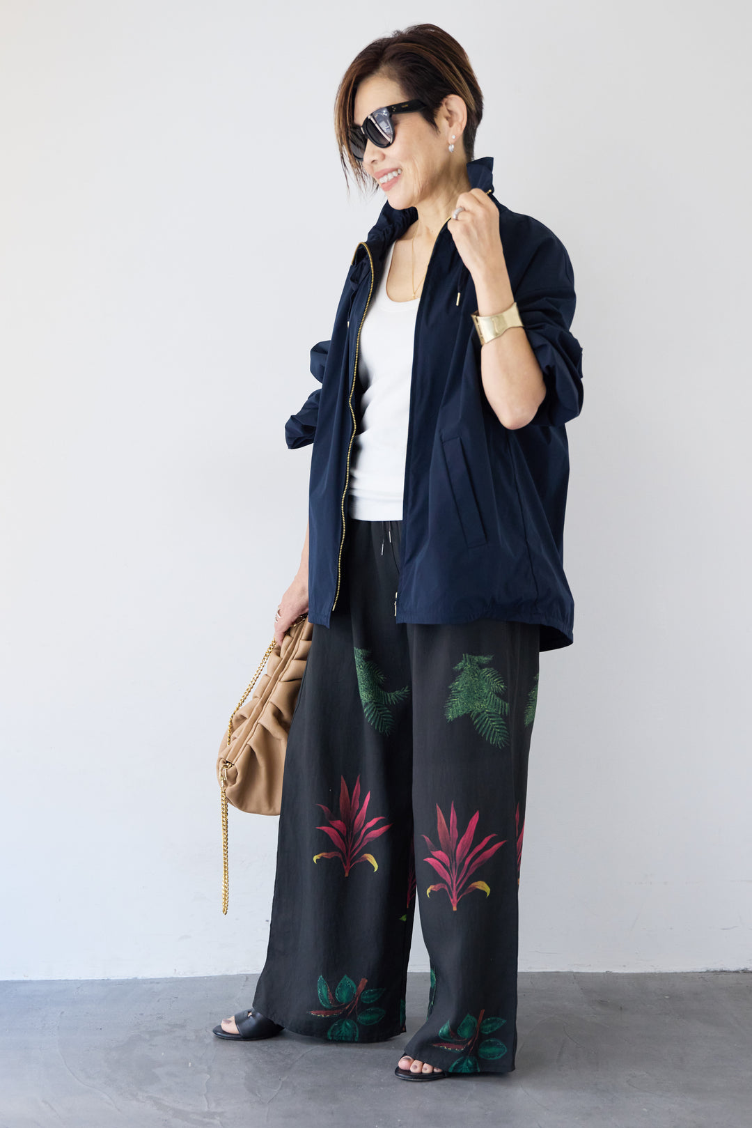 ボタニカルリーフ イージーワイドパンツ