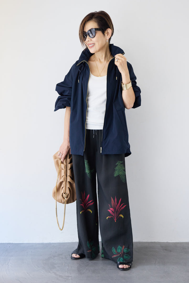 ボタニカルリーフ イージーワイドパンツ