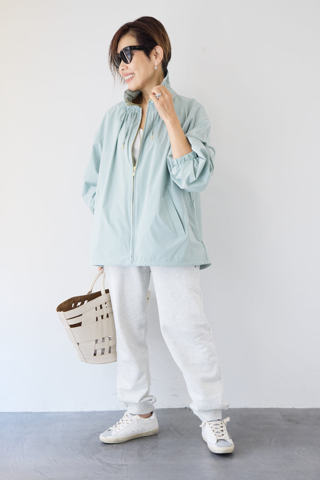 ギャザーネックライトブルゾン