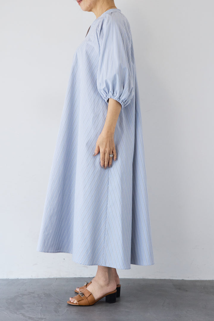 スキッパーストライプワンピース