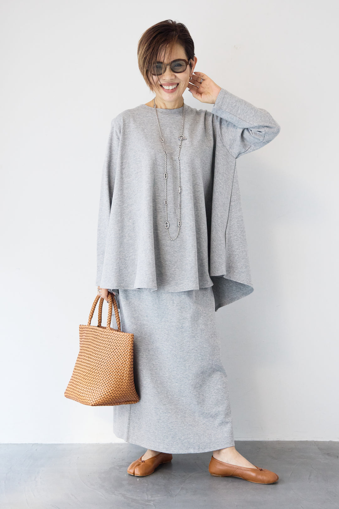 フレアカットプルオーバーセットアップ