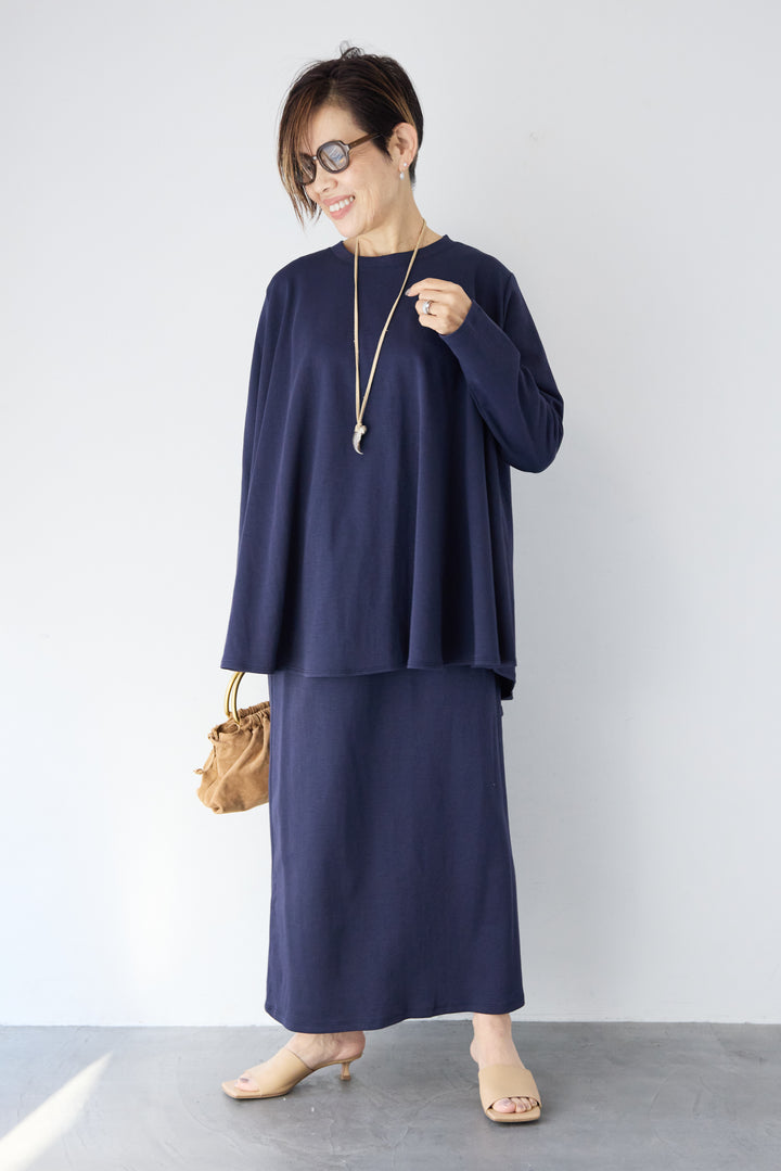 フレアカットプルオーバーセットアップ