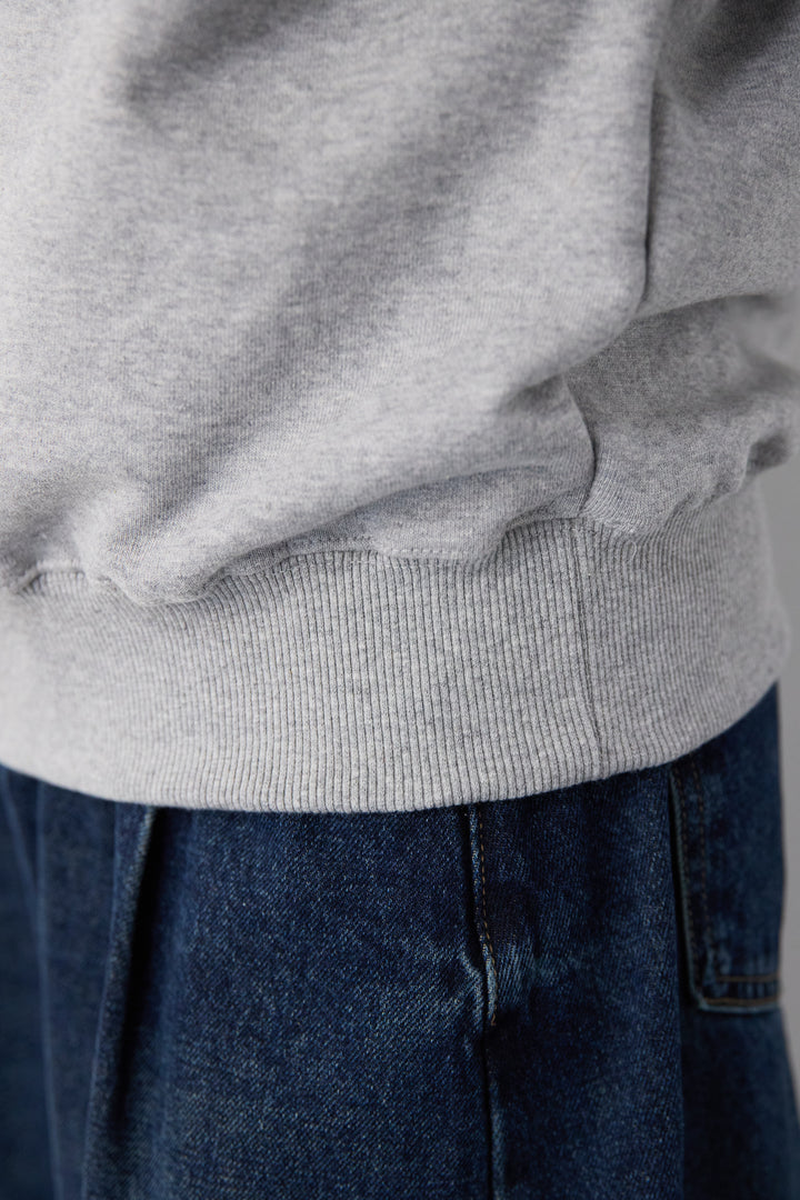 [SET]クロップド丈 Vネックスウェット+シルキーエリュール レースキャミソール(2set)