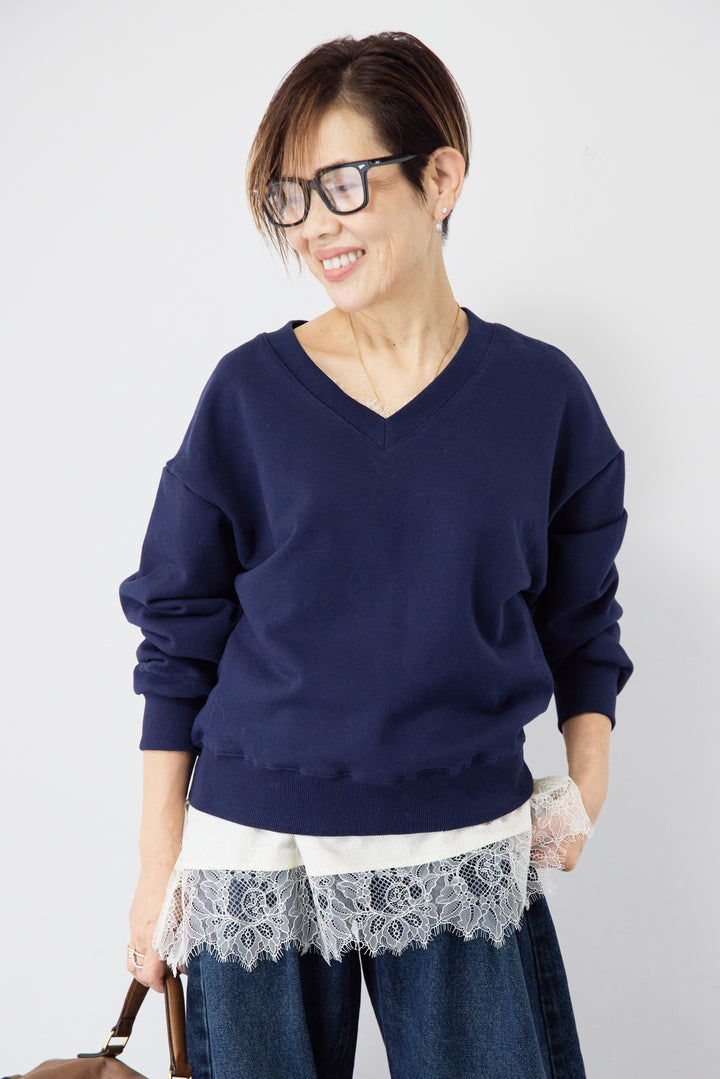 [SET]クロップド丈 Vネックスウェット+シルキーエリュール レースキャミソール(2set)