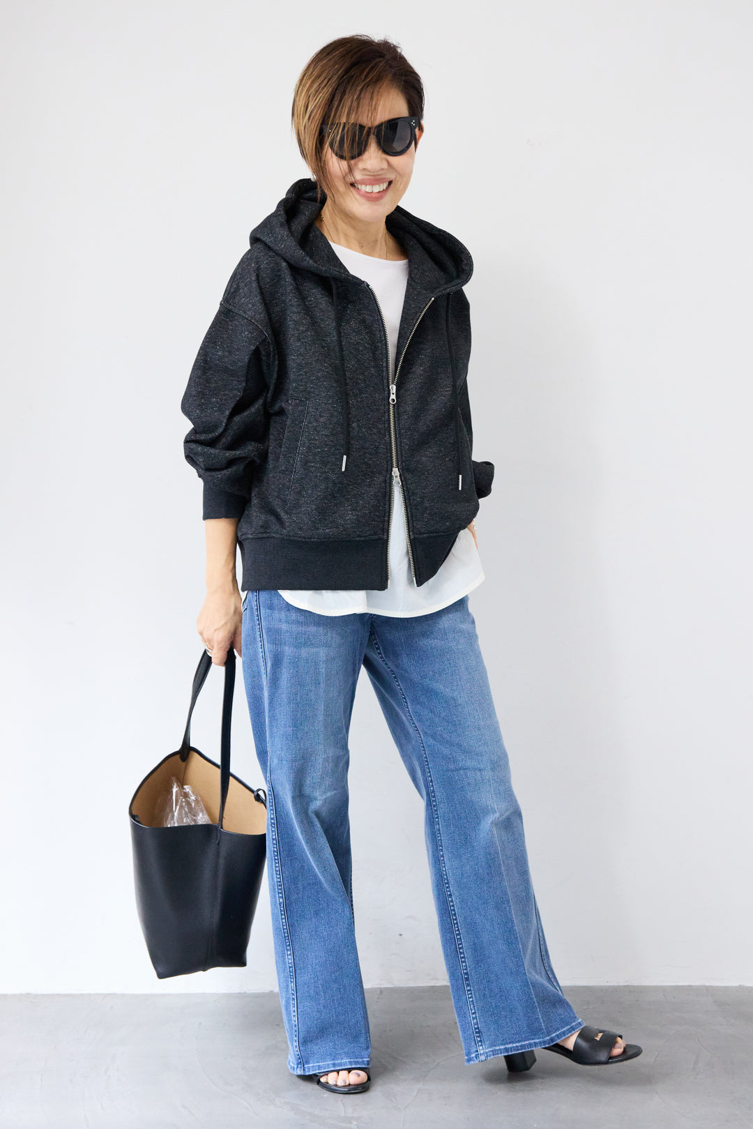 セミフレアデニムパンツ