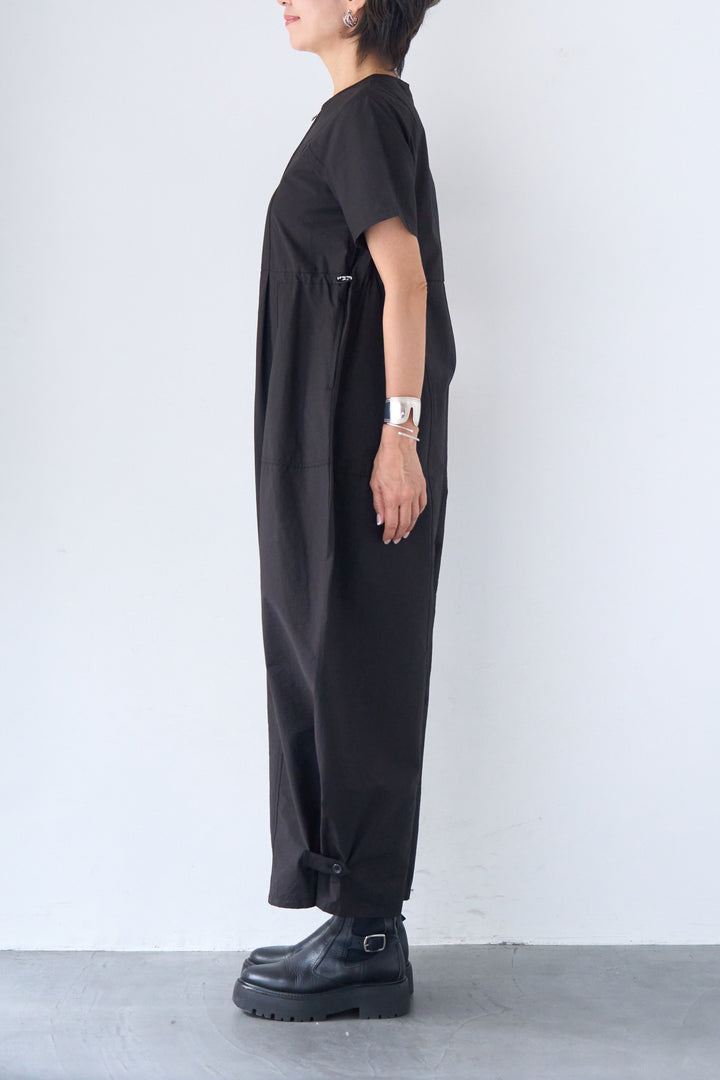 フロントジップコクーンシルエットオールインワン