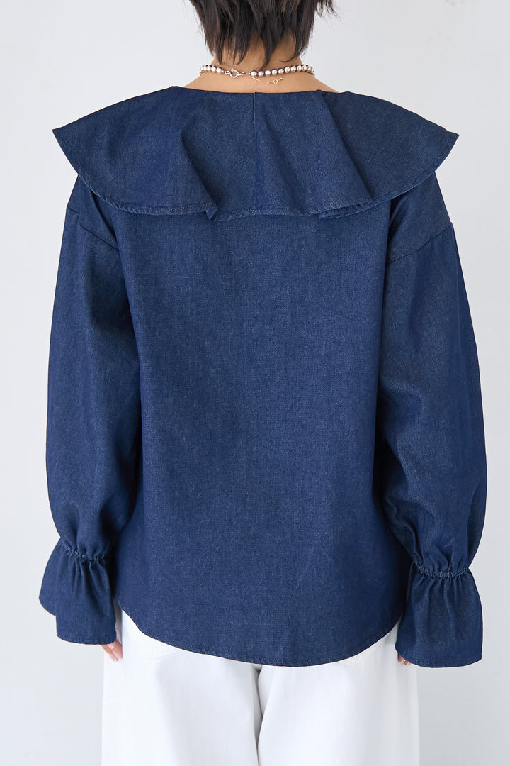 ラッフルカラー ライトデニムブラウス