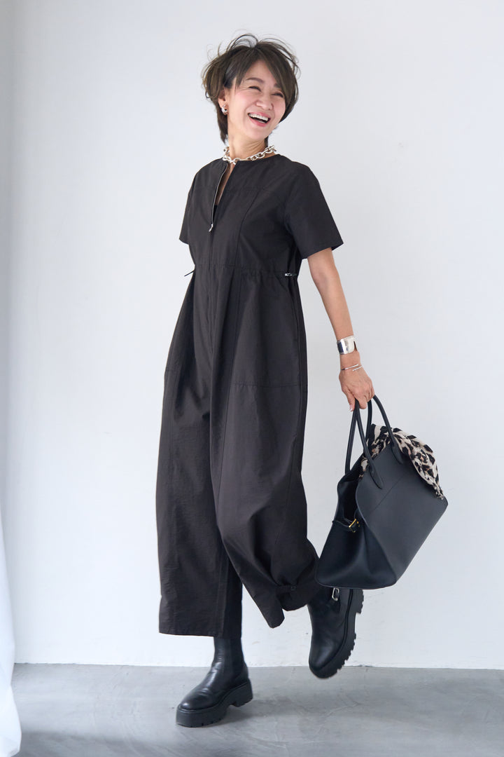 フロントジップコクーンシルエットオールインワン