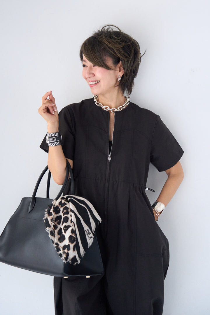 フロントジップコクーンシルエットオールインワン