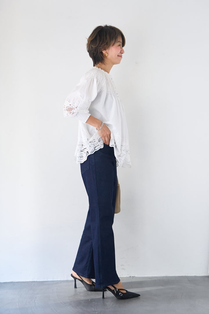 シャーリングネックボリュームブラウス