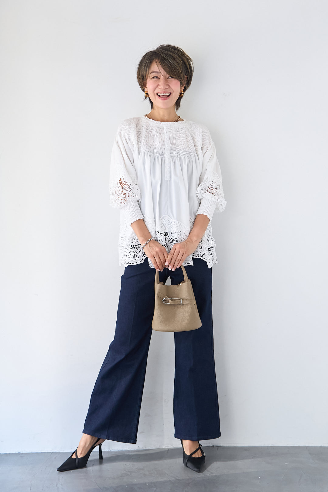 [SET]シャーリングネックボリュームブラウス+セミフレアデニムパンツ(2set)