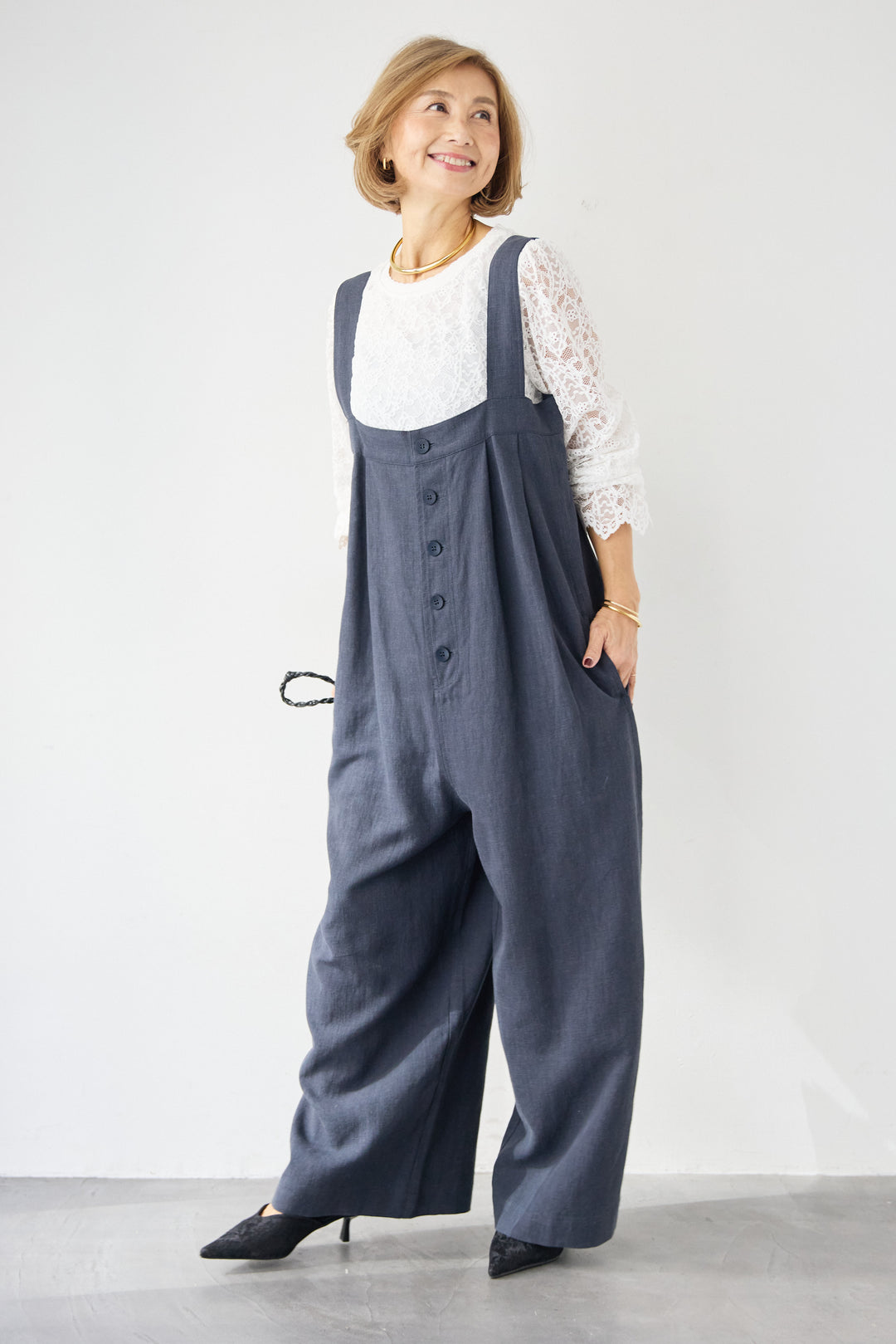 リネン混フロントボタンサロペット