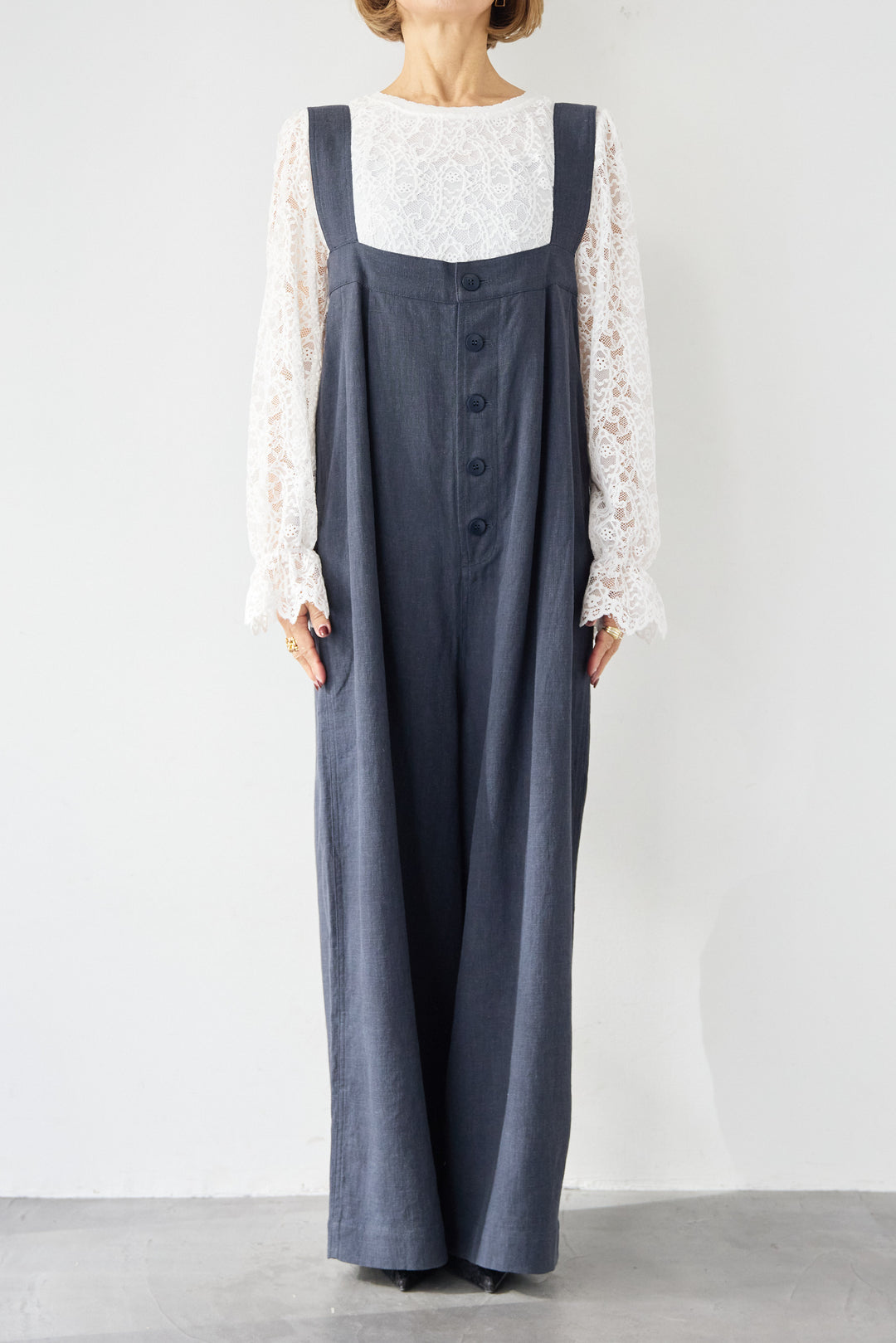 リネン混フロントボタンサロペット