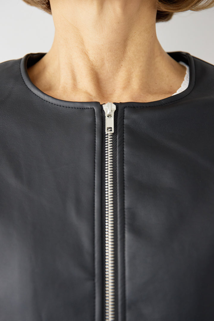 [SET]フェイクレザーノーカラージャケット+スカラップヘム レースシアーブラウス(2set)