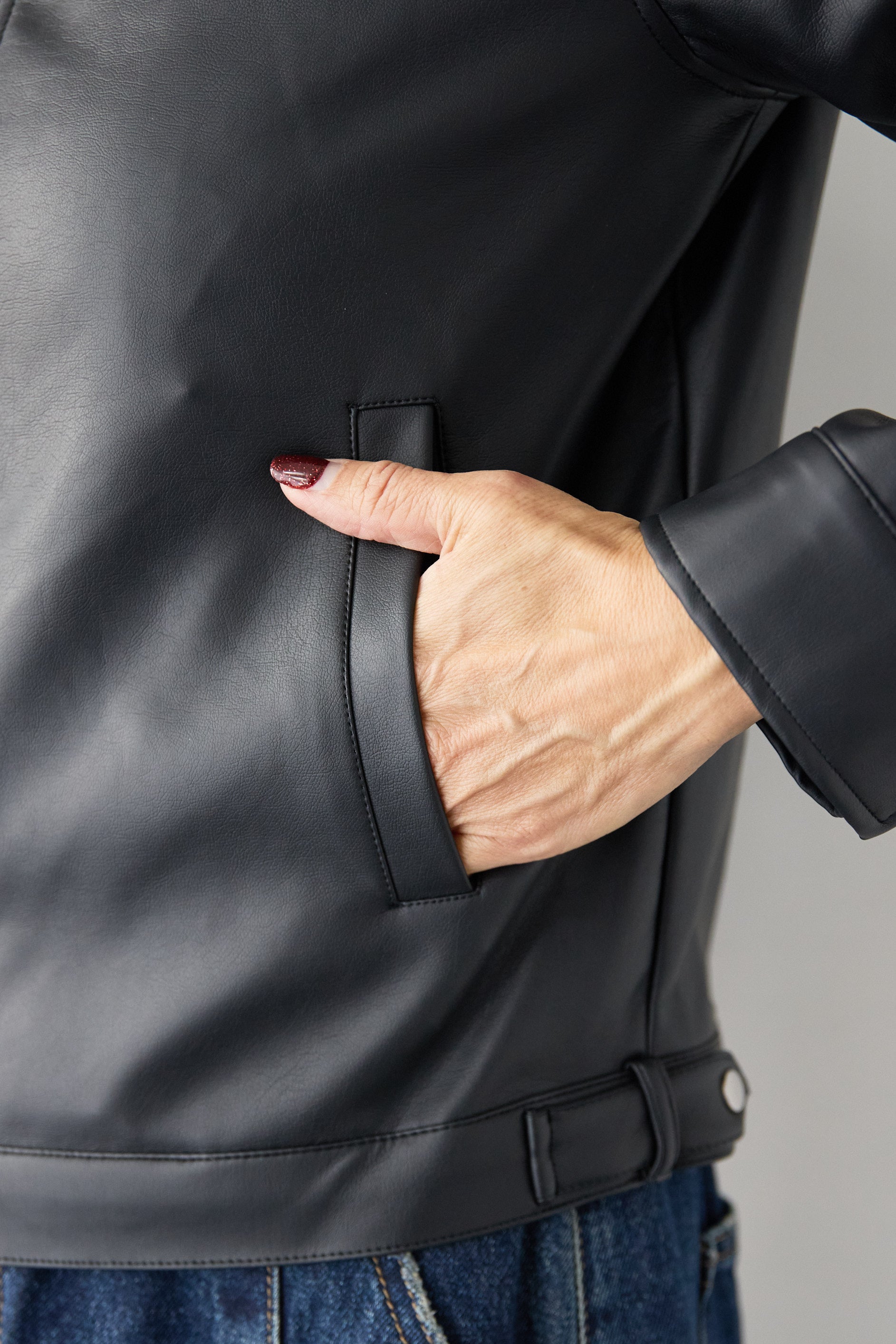 フェイクレザーノーカラージャケット – plusotoha