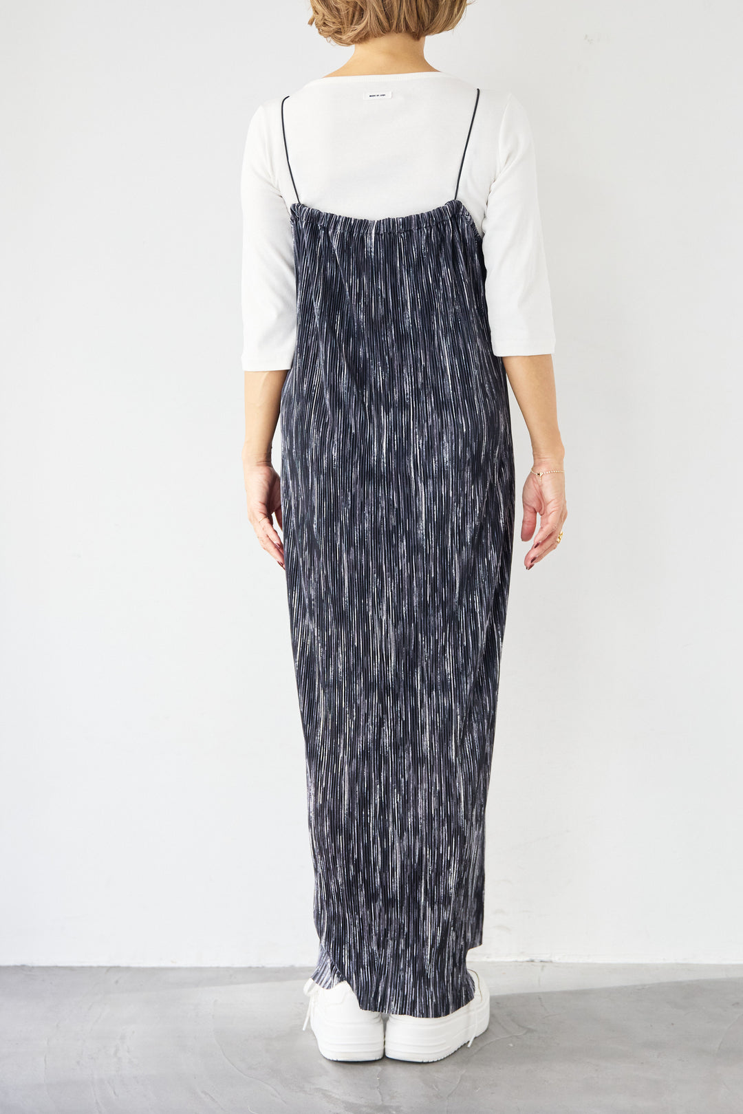 ニュアンス柄プリーツワンピース