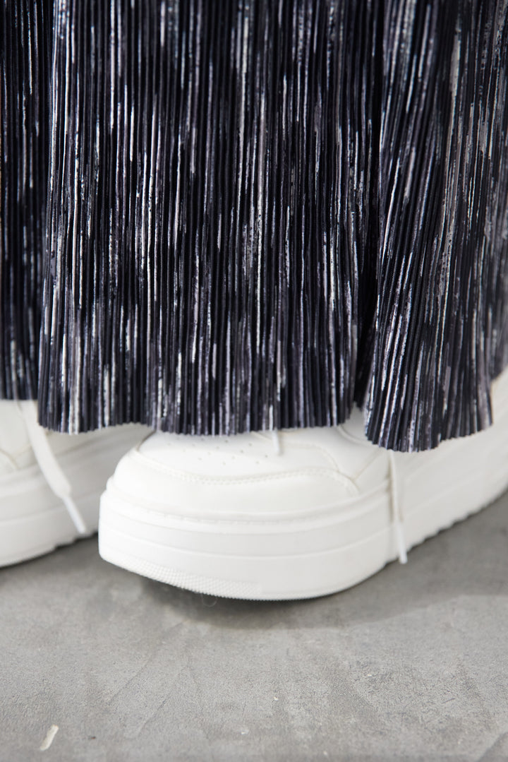 ニュアンス柄プリーツワンピース