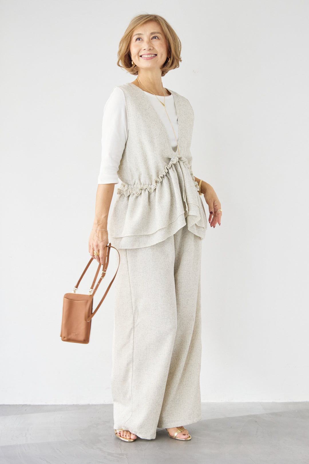 マルチウェイ ラッフルカラーロンパース