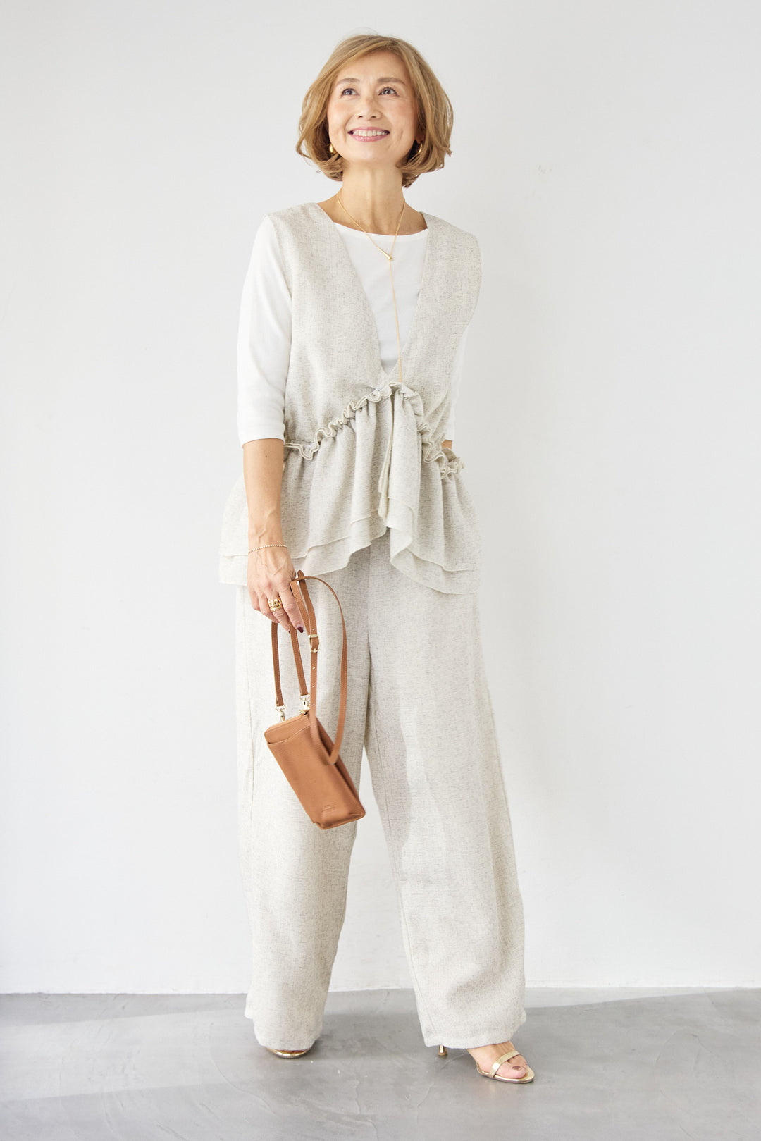 マルチウェイ ラッフルカラーロンパース