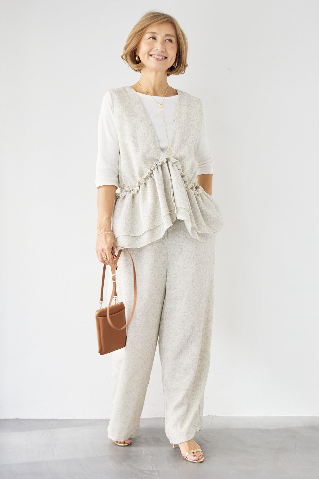 マルチウェイ ラッフルカラーロンパース